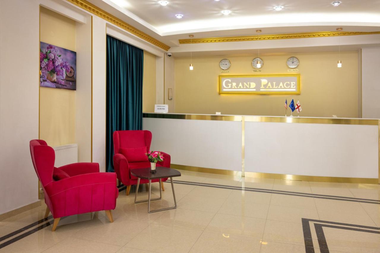 טביליסי Hotel Grand Palace מראה חיצוני תמונה