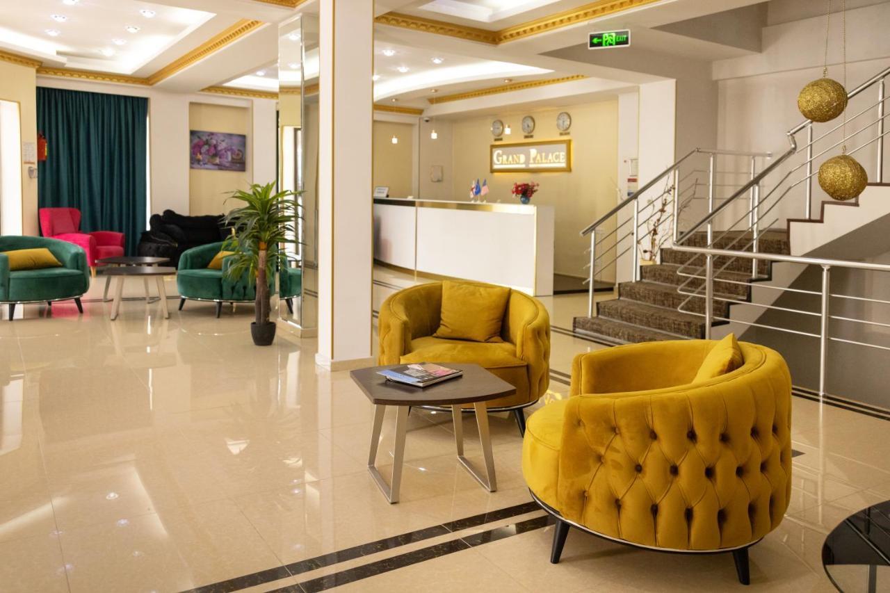 טביליסי Hotel Grand Palace מראה חיצוני תמונה