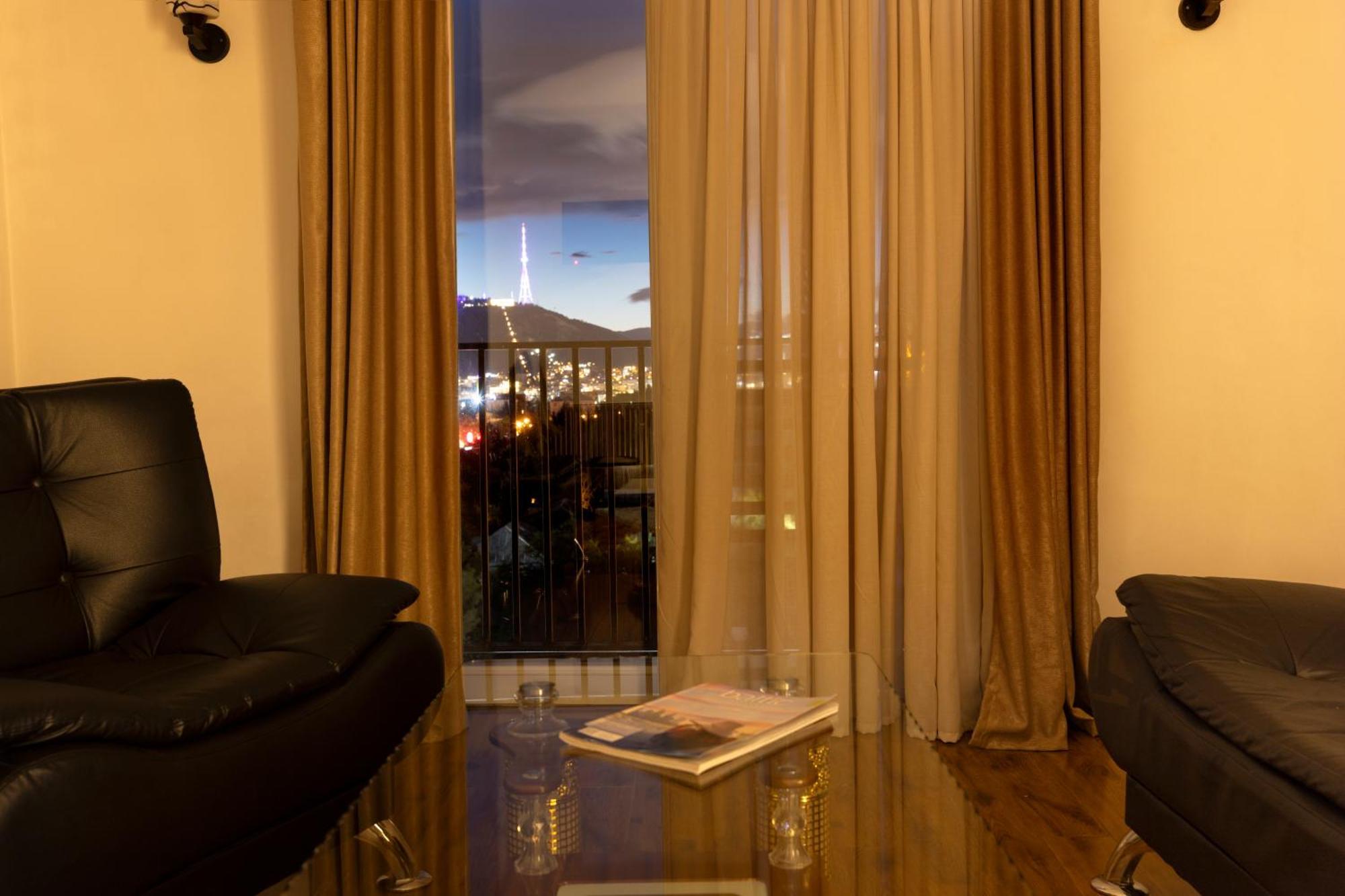 טביליסי Hotel Grand Palace חדר תמונה